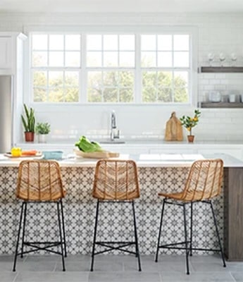 Vinyl-windows in a kitchen